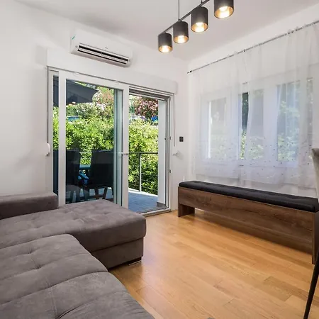 Zid Apartman Opatija Exterior photo